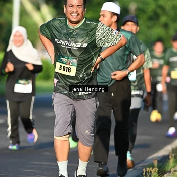 Runner Photo 5945514