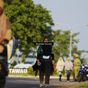 Runner Photo 5945675