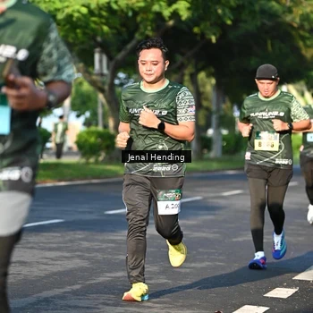 Runner Photo 5945679