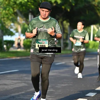 Runner Photo 5945723