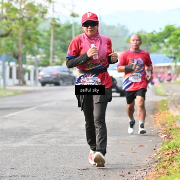 Runner Photo 5945823