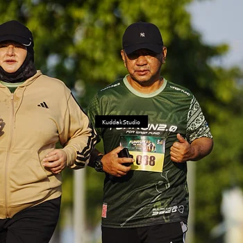 Runner Photo 5945824