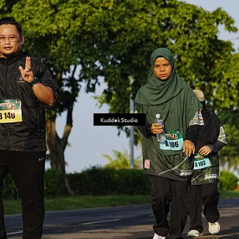 Runner Photo 5945946