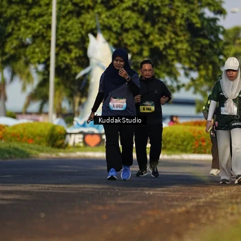 Runner Photo 5946002
