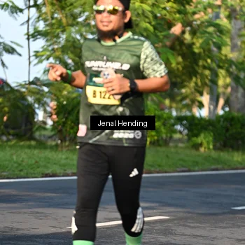 Runner Photo 5946003