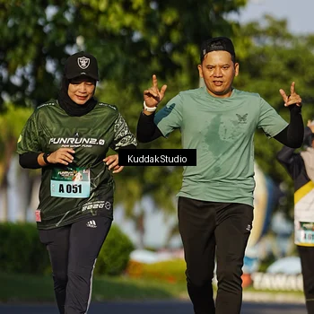 Runner Photo 5946060