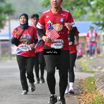 Runner Photo 5946071