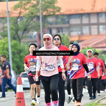 Runner Photo 5946079