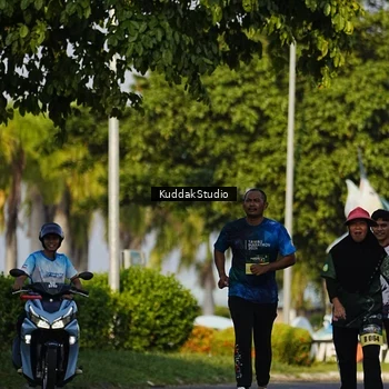 Runner Photo 5946219