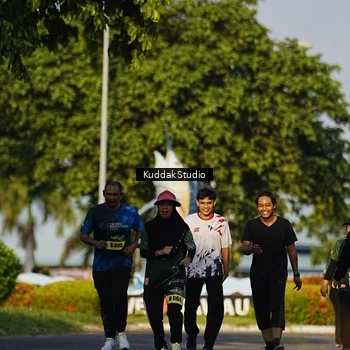 Runner Photo 5946224