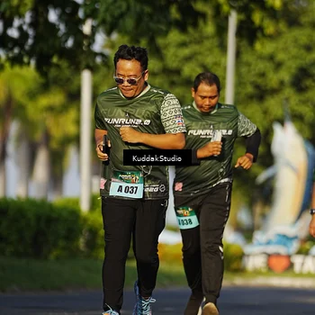 Runner Photo 5946248