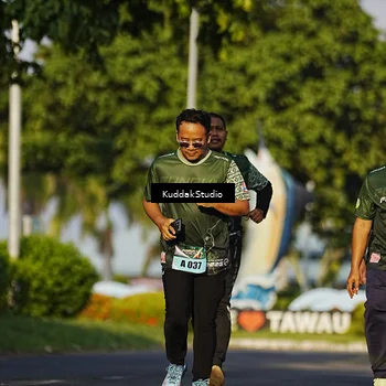 Runner Photo 5946253