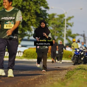 Runner Photo 5946255