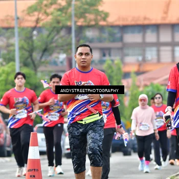 Runner Photo 5946264