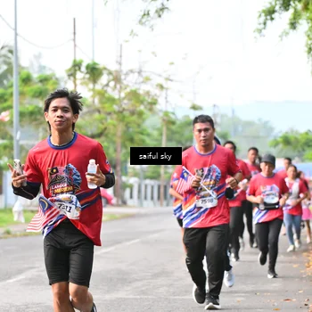 Runner Photo 5946293