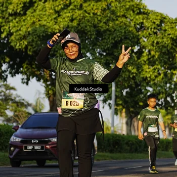 Runner Photo 5946295