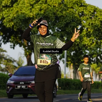 Runner Photo 5946300