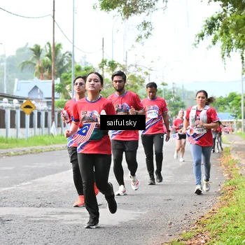 Runner Photo 5946425