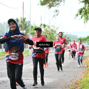 Runner Photo 5946428