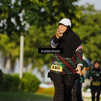 Runner Photo 5946472