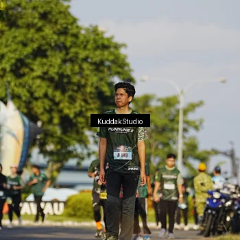 Runner Photo 5946497