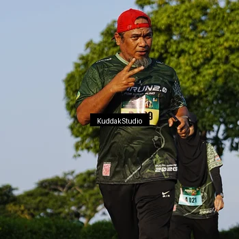Runner Photo 5946524