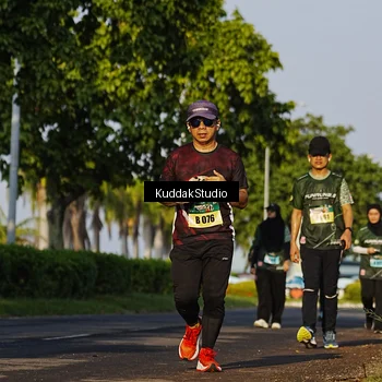 Runner Photo 5946596
