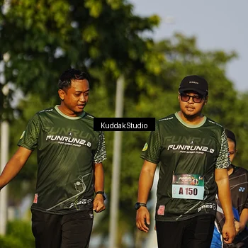 Runner Photo 5946715