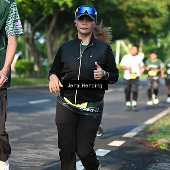 Runner Photo 5946744