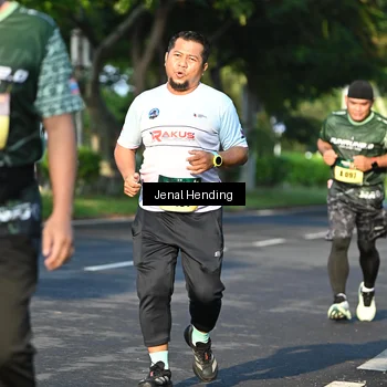 Runner Photo 5946776