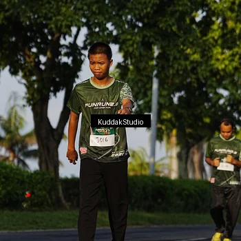 Runner Photo 5946799