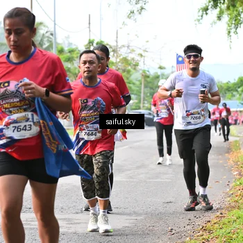 Runner Photo 5947003