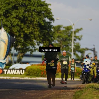 Runner Photo 5947022
