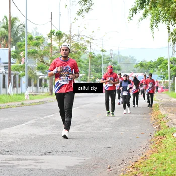 Runner Photo 5947036