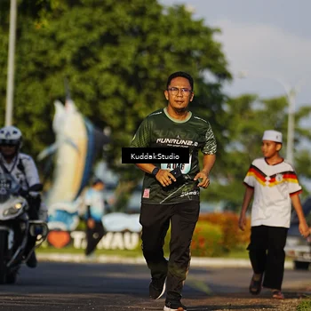 Runner Photo 5947052