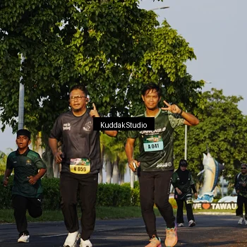 Runner Photo 5947091