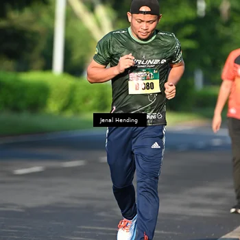 Runner Photo 5947240
