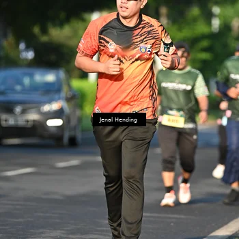 Runner Photo 5947336