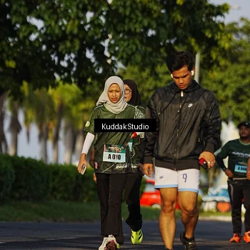 Runner Photo 5947399