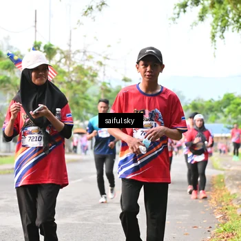 Runner Photo 5947400