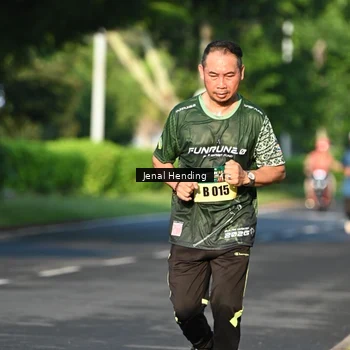 Runner Photo 5947672