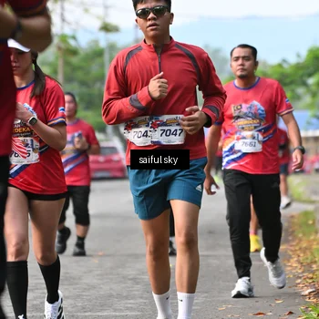 Runner Photo 5947690