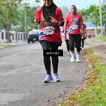 Runner Photo 5947774