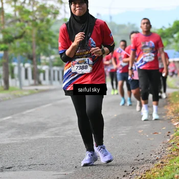 Runner Photo 5947799
