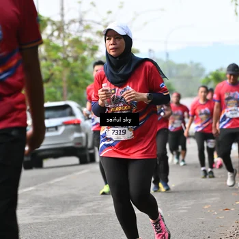 Runner Photo 5947890