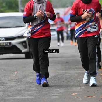 Runner Photo 5948000