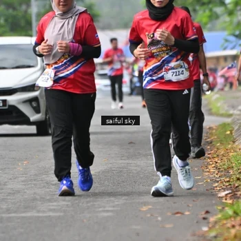 Runner Photo 5948002