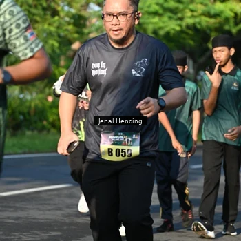 Runner Photo 5948219