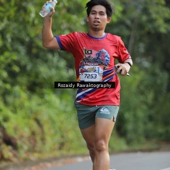 Runner Photo 5948569