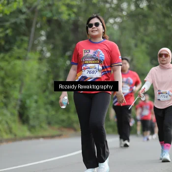 Runner Photo 5949395